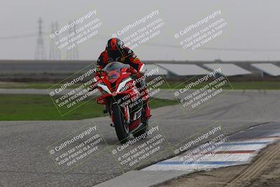 media/Nov-30-2025-TrackDaz (Sun) [[d8b22663df]]/A Group/Session 4 (Wheelie Bump)/